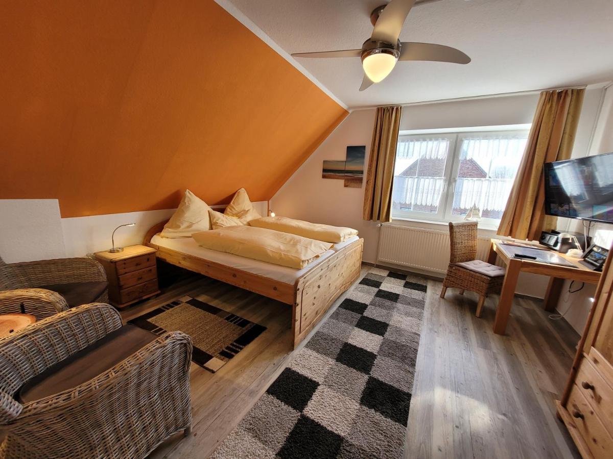 Naturwert Hotel Garni Ursula Krummhörn Exteriör bild