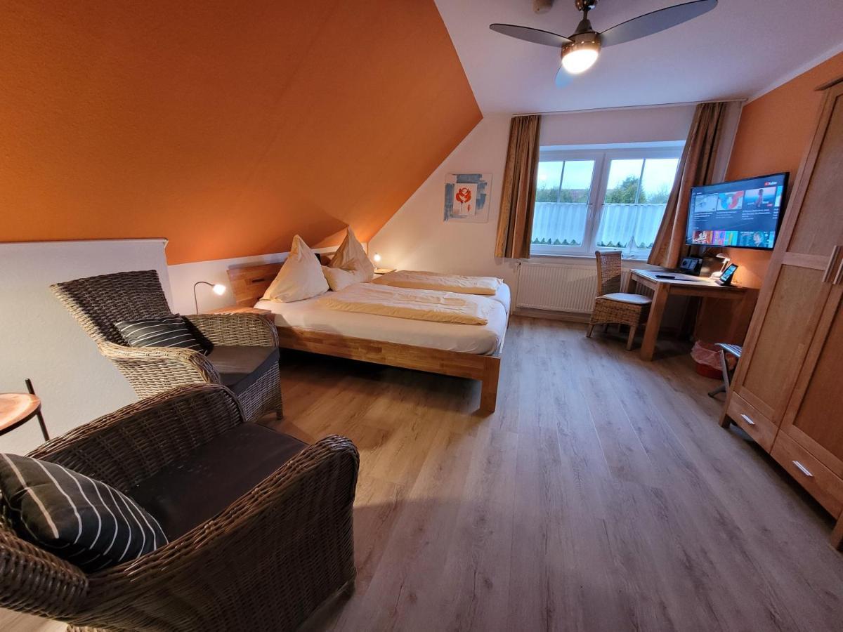 Naturwert Hotel Garni Ursula Krummhörn Exteriör bild