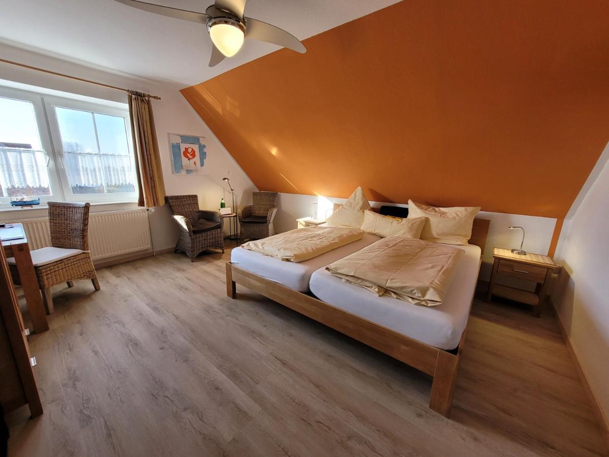 Naturwert Hotel Garni Ursula Krummhörn Exteriör bild